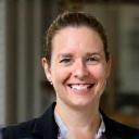 Portráid ghairmiúil de Siobhán Ní Mhurchú.